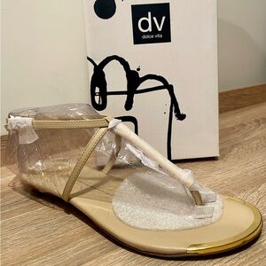Brand New Dolce Vita Archer Nude Stella 8 Gold details